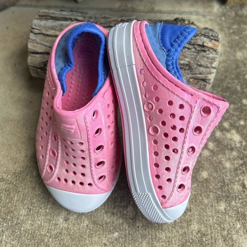 Skechers Foamies Aqua Surge water pink & purple shoes kids Sz-6. P